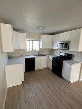 500 S 3rd St, Unit C in Burbank, CA - Building Photo - Building Photo