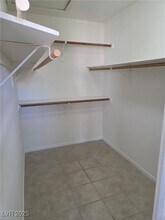 5027 Vista Del Rio Way in North Las Vegas, NV - Foto de edificio - Building Photo