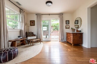 6271 Saylin Ln in Los Angeles, CA - Building Photo - Building Photo