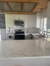 28805 E Portales Dr in Cathedral City, CA - Foto de edificio - Building Photo