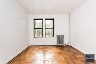 106 East 116 Street in New York, NY - Building Photo