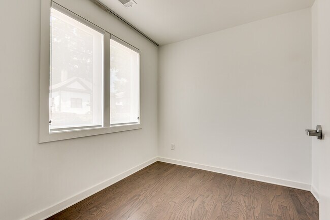 415 Gartrell St SE, Unit 12 in Atlanta, GA - Building Photo - Building Photo