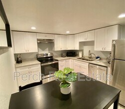 1550 Tabor St in Lakewood, CO - Building Photo - Building Photo