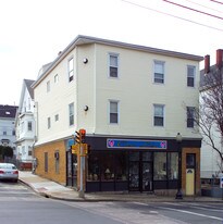 337 Columbia St in Fall River, MA - Building Photo