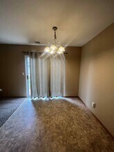 220 Haley Pl-Unit -220 Haley Pl in Carl Junction, MO - Foto de edificio - Building Photo