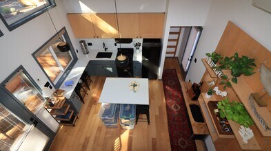 61304 SE Wizard Ln in Bend, OR - Building Photo - Building Photo