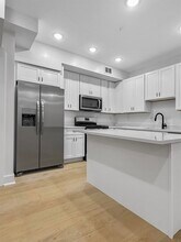 185 Mallory Ave in Jersey City, NJ - Building Photo - Building Photo