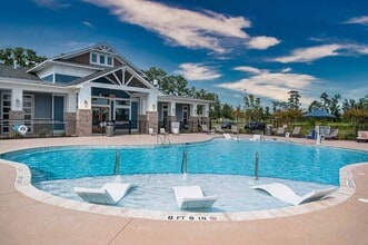 Hawthorne Waterside in Leland, NC - Building Photo - Building Photo