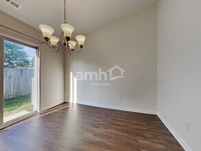 329 Bent Stream Ln in Brownsburg, IN - Building Photo - Building Photo