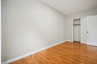 125 Kearney Ave in Jersey City, NJ - Building Photo - Building Photo