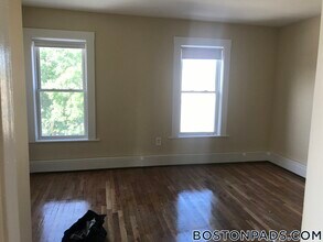 53 W Seventh St, Unit 3 in Boston, MA - Building Photo - Building Photo