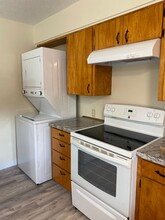6407 Harvey Dr in Klamath Falls, OR - Building Photo - Building Photo