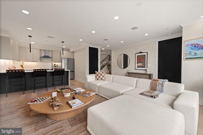 2305 Nicholson St SE in Washington, DC - Foto de edificio - Building Photo