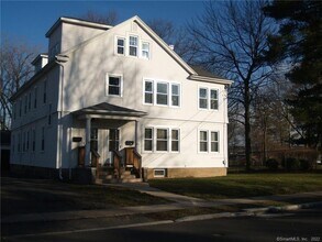 50 Woodlawn St in West Hartford, CT - Building Photo - Building Photo