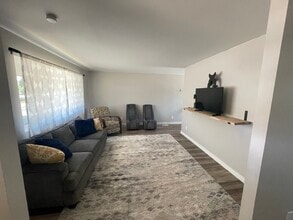 640 S Sunset Dr in Cedar City, UT - Foto de edificio - Building Photo