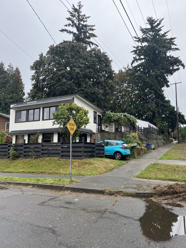 property at 6920 NE 27th Ave
