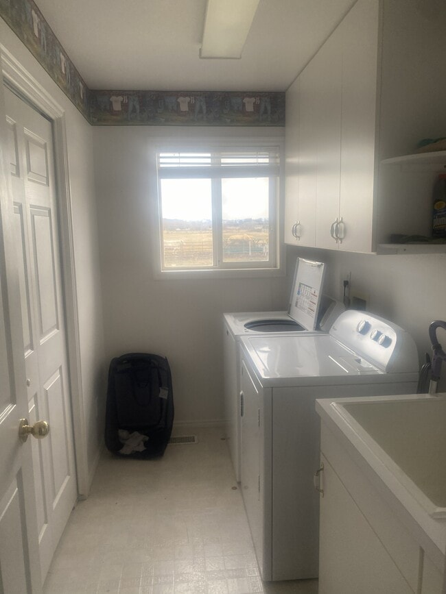 13262 N 115 E in Idaho Falls, ID - Building Photo - Building Photo