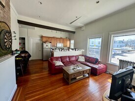 358 Broadway, Unit 1 in Somerville, MA - Building Photo