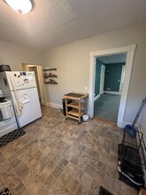 834 Main St-Unit -Unit 1 in Hopkinton, NH - Building Photo - Building Photo