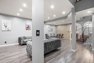 4711 Colfax Ave in North Hollywood, CA - Building Photo - Building Photo