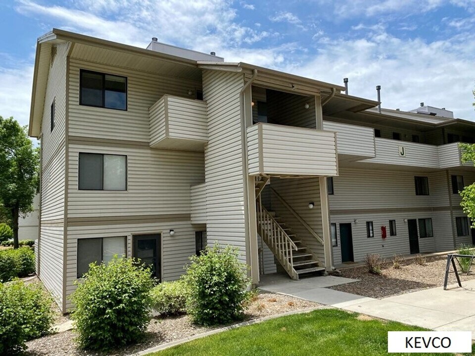 1705 Heatheridge Rd in Fort Collins, CO - Building Photo