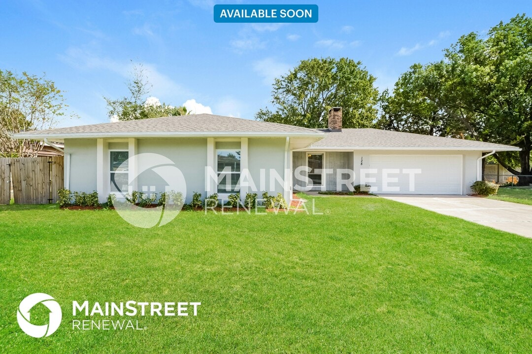 128 Lemon Ln in Longwood, FL - Building Photo