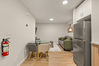 84 Rowmont Vw NW in Calgary, AB - Building Photo - Building Photo