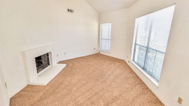 10102 Waterstone Dr in Houston, TX - Foto de edificio - Building Photo