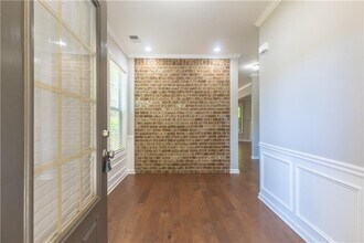 5046 Apple Grove Rd NE in Buford, GA - Building Photo - Building Photo