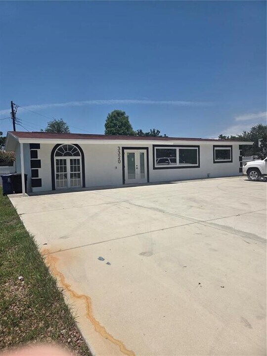3320 49th Street N in St. Petersburg, FL - Building Photo