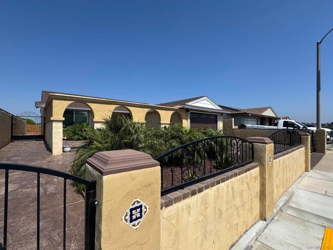 1435 Ava St in San Diego, CA - Building Photo - Building Photo