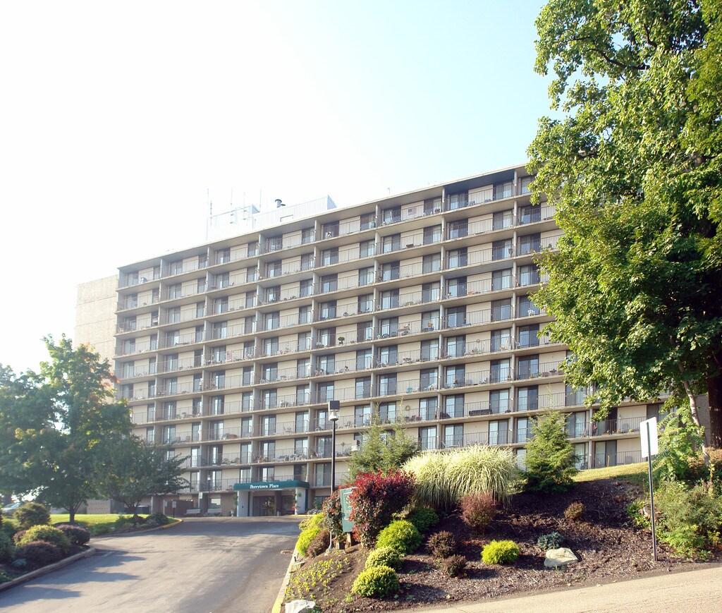 Perrytown Place Apartments in Pittsburgh, PA