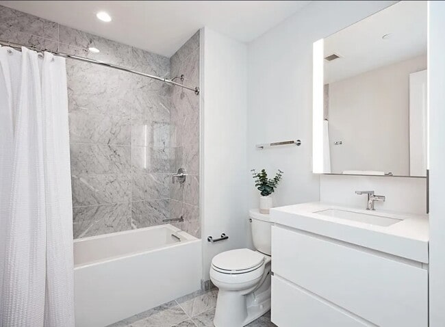420 Central Park W, Unit 4F in New York, NY - Foto de edificio - Building Photo