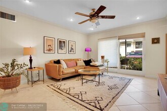 6253 Bay Club Dr in Fort Lauderdale, FL - Building Photo - Building Photo