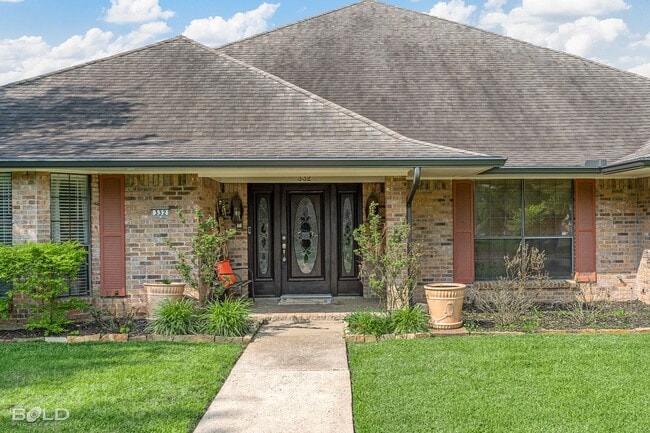 property at 332 Greenacres Blvd