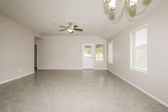 23906 Paper Birch Ct in Tomball, TX - Building Photo - Building Photo