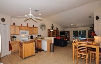 1622 Orchid Blvd in Cape Coral, FL - Building Photo - Building Photo