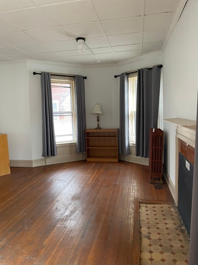 505 E Seneca St in Ithaca, NY - Foto de edificio - Building Photo