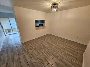 12946 Trade Port Pl in Riverview, FL - Building Photo - Building Photo