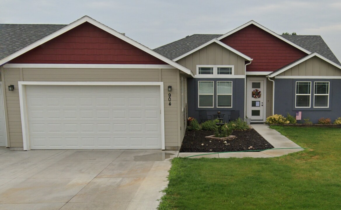 904 E Ave F in Jerome, ID - Building Photo