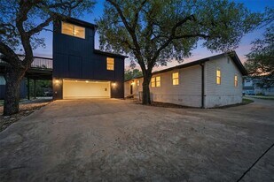 14405 Tucumcari Trail in Austin, TX - Building Photo