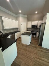 208 Melbourne Dr in Willow Park, TX - Building Photo - Building Photo