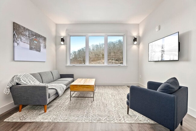 10 Riordan Rd