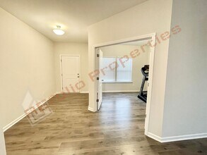 924 Arlington Wood St in Fuquay Varina, NC - Building Photo - Building Photo