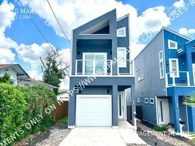 810 Martin Luther King Dr in San Antonio, TX - Building Photo