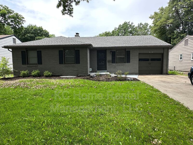 7920 Washington St in Kansas City, MO - Building Photo