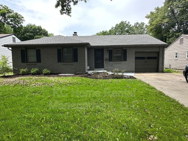 property at 7920 Washington St