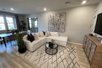 3574 Dimora St in Henderson, NV - Building Photo - Building Photo
