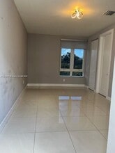 6320 NW 105th Pl in Doral, FL - Building Photo - Building Photo