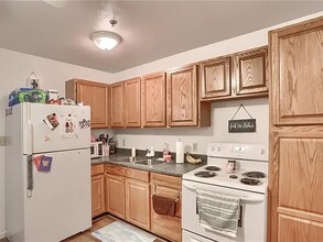 214 S Main St in Slippery Rock, PA - Building Photo - Building Photo